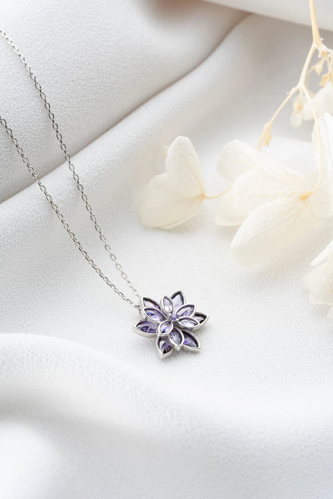 Taşlı Lotus Çiçeği Gümüş Kolye - Swaroza