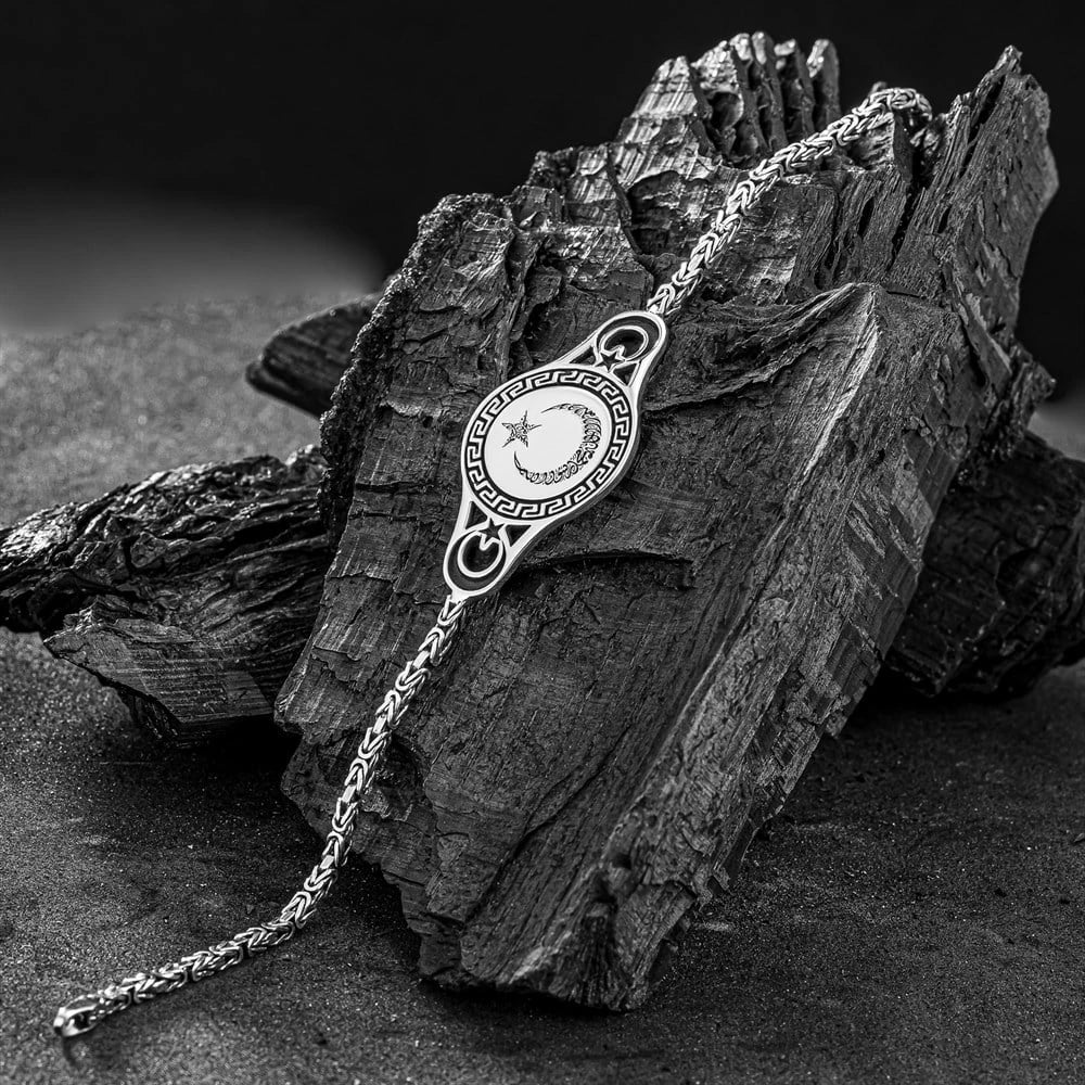 Ay Yıldız Kelime-i Tevhid İşlemeli Kral Gümüş Bileklik - Swaroza